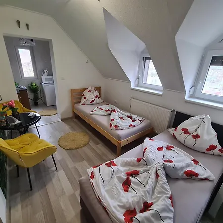 Tom Apartmans *