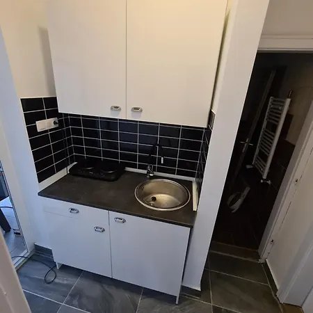 Tom Apartmans アパート