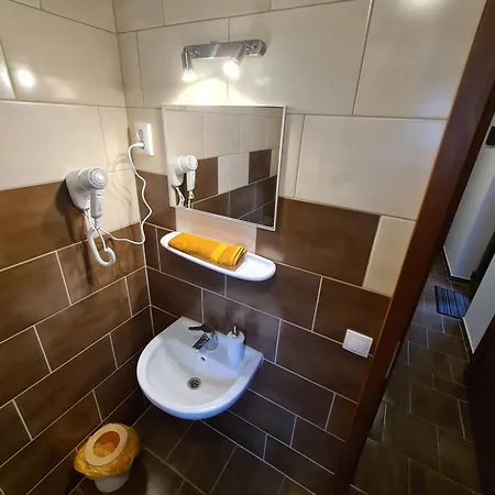 アパート Tom Apartmans