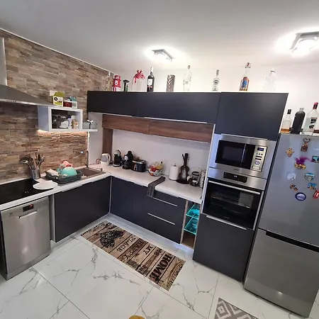Tom Apartmans * Siófok