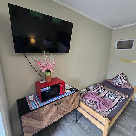 アパート Tom Apartmans