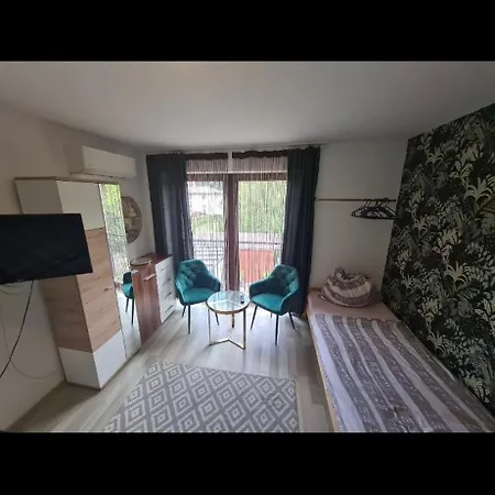 Tom Apartmans Apartament *